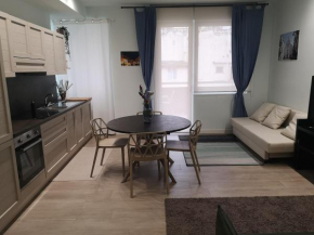 Urban Chic Home